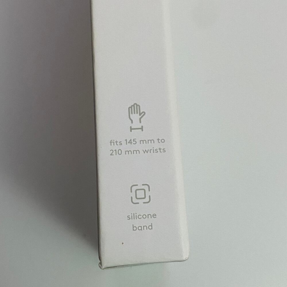 Heyday Fitbit Charge 3 Light Blue Silicone Watch Band New In Box - Picture 6 of 7